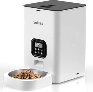 Smart Cat and Dog Feeder - Smart Device Gift Ideas for Pet Lovers